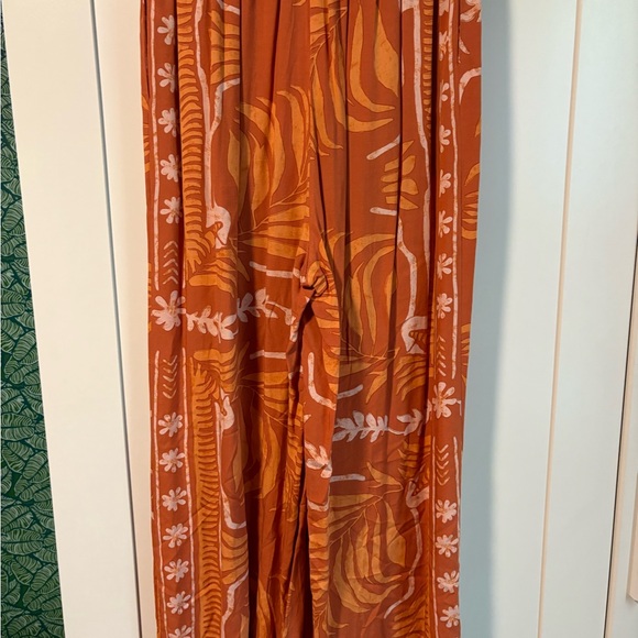 Orange Patterned Set - Picture 5 of 5